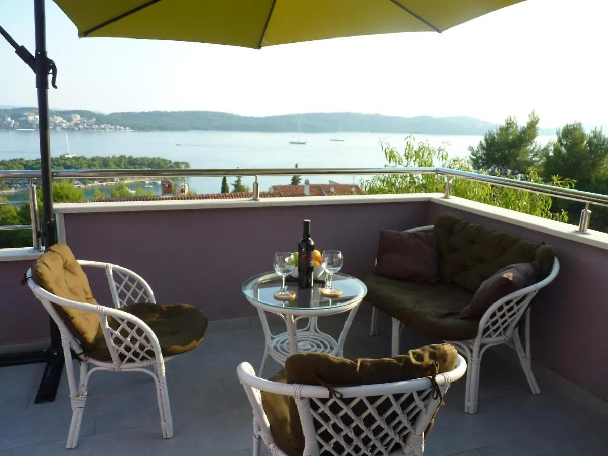 Apartman Apartmani Ferdi Trogir