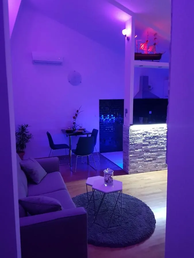 Apartmani Ferdi Trogir Lägenhet