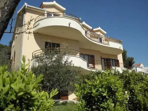Lägenhet Apartmani Ferdi Trogir Kroatien