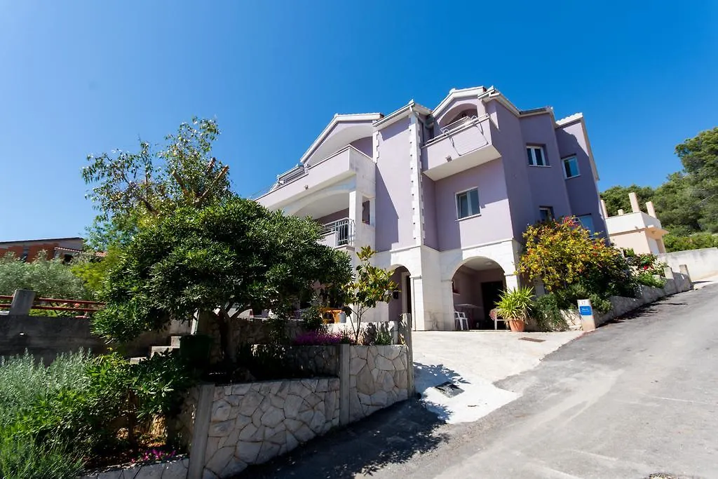 Apartmani Ferdi Trogir